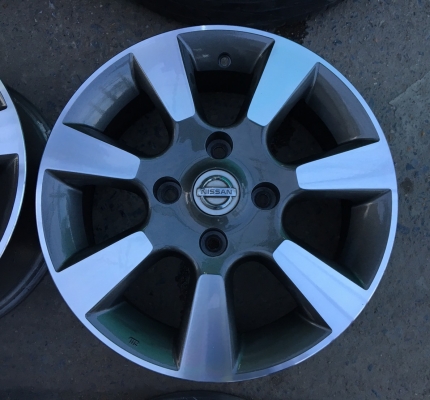 ล้อแม็ก Nissan Tida ขอบ 15 สีเทาหน้าเงา