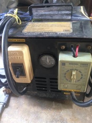 ขายตู้ชาร์ฺตแบตเตอรี่ 36VDC (ต่ออนุกรม 3 ลูก) มีไทเมอร์ตั้งเวลา  ราคาถูก