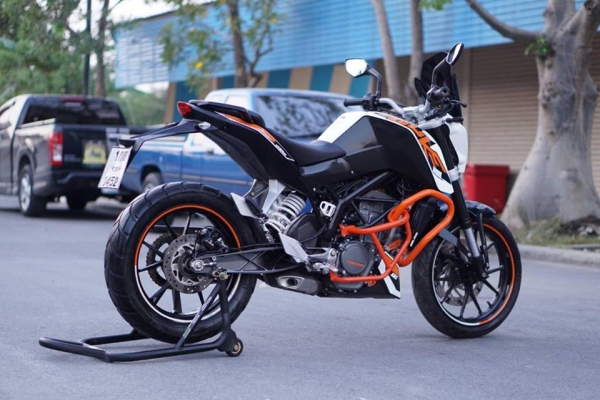 ร้าน  วุฒิ นนบุรี    ขาย KTM UUKE200cc. ปี 2014 สภาพนางฟ้า