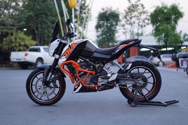 ร้าน  วุฒิ นนบุรี    ขาย KTM UUKE200cc. ปี 2014 สภาพนางฟ้า