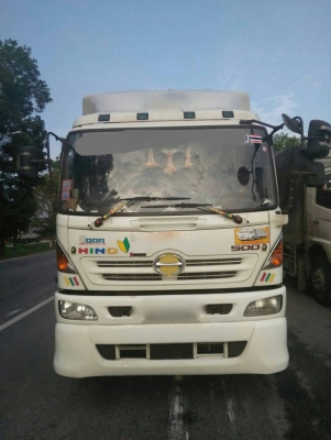 รถฮีโน่ 10 ล้อ ( หัวลาก ) FM1A 344 แรงม้า. ปี 57. สนใจติดต่อ 081 - 6079515