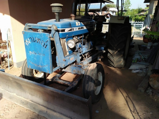 ขายรถไถฟอร์ด. 6610 สนใจโทร0981912778 ฉลาดศิลป์