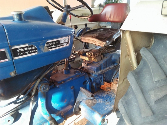 ขายรถไถฟอร์ด. 6610 สนใจโทร0981912778 ฉลาดศิลป์