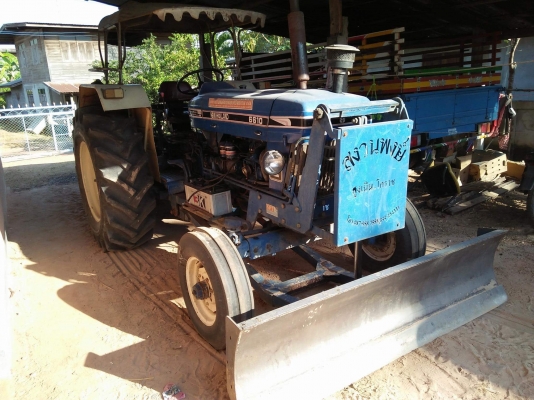 ขายรถไถฟอร์ด. 6610 สนใจโทร0981912778 ฉลาดศิลป์