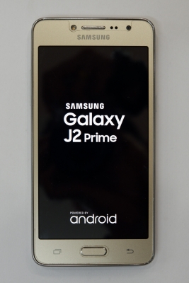 Samsung Galaxy J2 Prime สีทอง สภาพใหม่ ติดฟีล์ม มีประกันถึง มิ.ย. 61 ส่งฟรี Samsung Galaxy J2 Prime สีทอง สภาพใหม่ ติดฟีล์ม มีประกันถึง มิ.ย. 61 ส่งฟรี