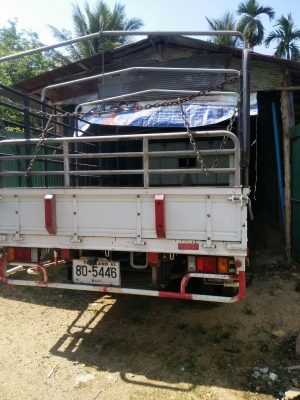 รถอีซูซู 6 ล้อ รั้ว ( ไม่ดั้ม ) NPR 150 แรงม้า. ปี 55. , ( * รถวิ่ง 4x,xxx กม. ) สนใจติดต่อ 081 - 60 รถอีซูซู 6 ล้อ รั้ว ( ไม่ดั้ม ) NPR 150 แรงม้า. ปี 55. , ( * รถวิ่ง 4x,xxx กม. ) สนใจติดต่อ 081 - 60