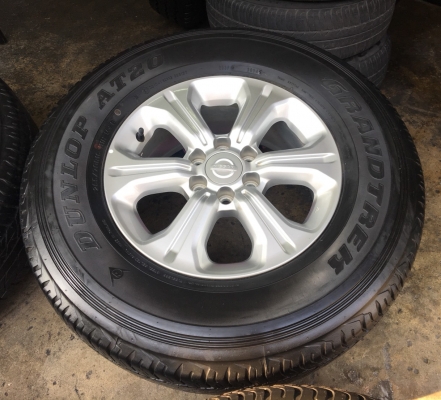 แม็กป้ายแดง Nissan Navara NP300 ขอบ 16 พร้อมยางป้ายแดง Dunlop 255-70-16 ปลายปี 17 สวยกริบ ตุ่ม เส้นสีทุกเส้น