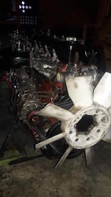 เครื่องยนต์6SD1#240แรงม้า สวยสมบูรณ์ติดดีมากพร้อมใช้ที่ 081-1951535ครับ