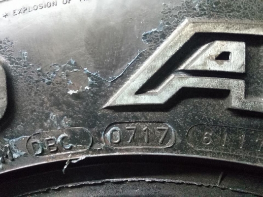 ขายยางใหม่ MAXXIS AT700 245-70-16 ปี17 ชุดละ 10,000 บาท