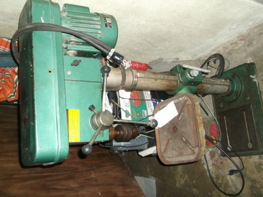 ขายแท่นสว่านพร้อมใช้สูงเมตรกว่า