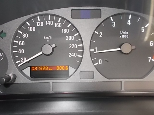 e36 316i compact ปี98 สีขาวเดิม ไมล์87000กม.แท้ มือแรก ไม่เคยติดก๊าซ รถเดิมทั้งคัน