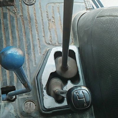 ขายรถไถFord6670 2เพลาเก๋งแอร์ เล่มทะเบียน สภาพสวยพร้อมใช้ ติดต่อคุณอ๊อฟ พิจิตร 086-737-9991