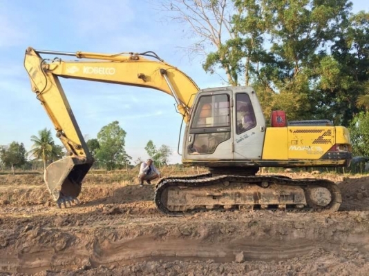 ขาย 635,000 KOBELCO sk 200 MARK 3 เก๋งเทา เครื่องดี ปั้มแรง โช่หนา เอวแน่น ไฟฟ้าตัด (อุปกรณ์อยู่ครบ กล่อง จอ มอเตอร์) เอกสารแจ้งจำหน่าย รถอยู่  สุรินทร์ 090-772-3710 090-772-3708