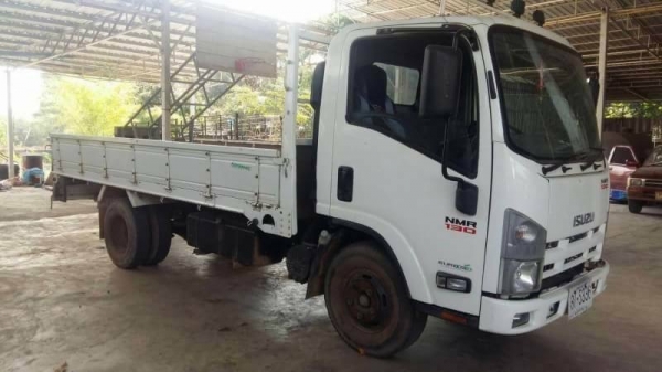 ขาย 425,000 รถ 6 ล้อ ISUZU NPR 130 แรง ปี 53 ยาว 4.3 เมตร เครื่องดี เกียร์ดี หัวบาง ยางดี คัสชีสวย เอกสารเล่มทะเบียน รถอยู่ บุรีรัมย์  090-772-3710 090-772-3708