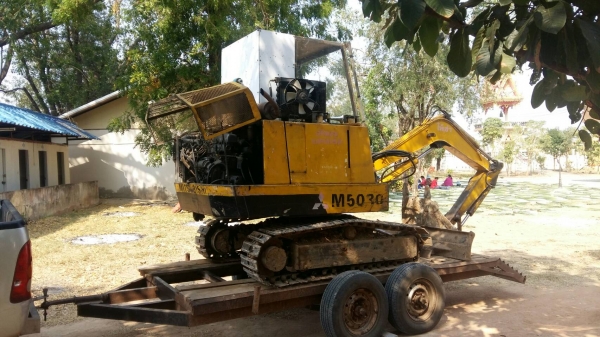 ขายแมคโครเล็ก MITSUBISHI M5030