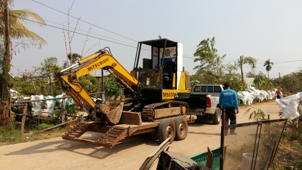 ขายแมคโครเล็ก MITSUBISHI M5030