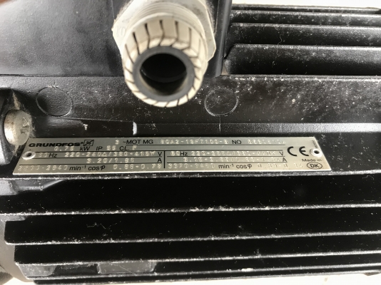 ขายปั้มน้ำแรงดันสูงแบบตั้ง Groundfos 1HP. 380V CRN2 made in Denmark ขนาดท่อ 1.2นิ้ว สภาพสวย หมุนนิ่ม พร้อมใช้งาน