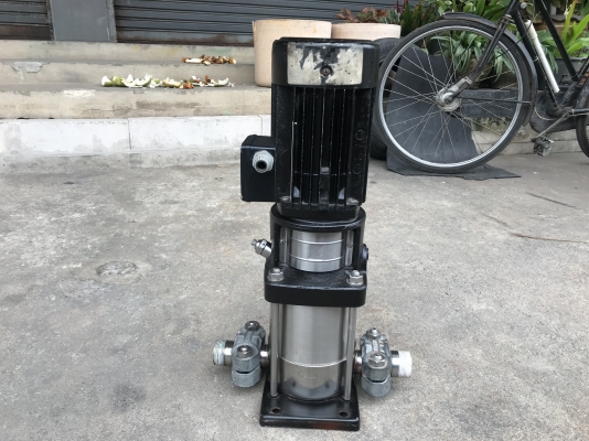 ขายปั้มน้ำแรงดันสูงแบบตั้ง Groundfos 1HP. 380V CRN2 made in Denmark ขนาดท่อ 1.2นิ้ว สภาพสวย หมุนนิ่ม พร้อมใช้งาน
