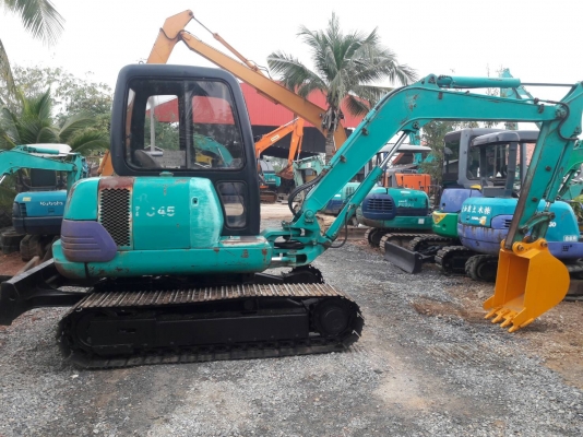 ขายจ้า..KOMATSU PC45-1  เก่านอกแท้...สภาพสวย...พร้อมใช้  โทร 089-3818694  ดวงนภา