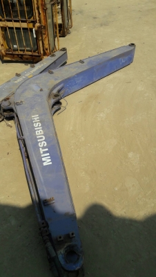 ขายบูม และอาร์ม รถขุด  MITSUBISHI  รุ่น  MM45  ไม่มีกระบอก ขายราคา23,000 บาท