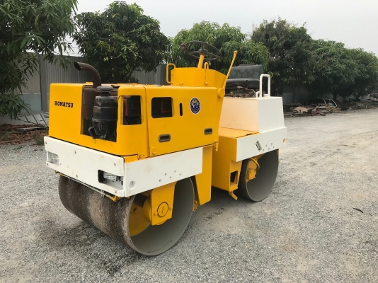 ขายรถบดKOMATSUรุ่นJV32W-2นำเข้าญี่ปุ่นมีเอกสาร หนัก2.5ตันเครื่องดีเซล1สูบสภาพดีพร้อมใช้ Line:Jiraroj2909