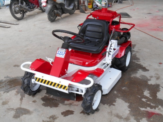 รถตัดหญ้า SATO SRM820VH  14 แรง พร้อมใช้งาน