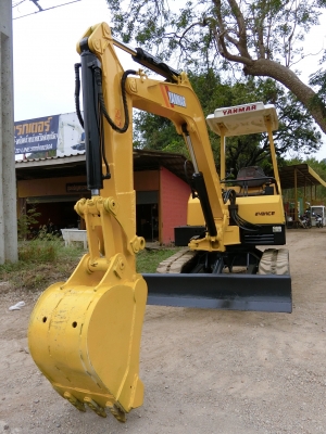 YANMAR B-27 ขนาดเทียบเท่าPC-30<มีVDOให้> รถเก่านอกมีเอกสารอินวอย☎️ติดต่อ 085-5632278 <ราคาต่อรองได้>