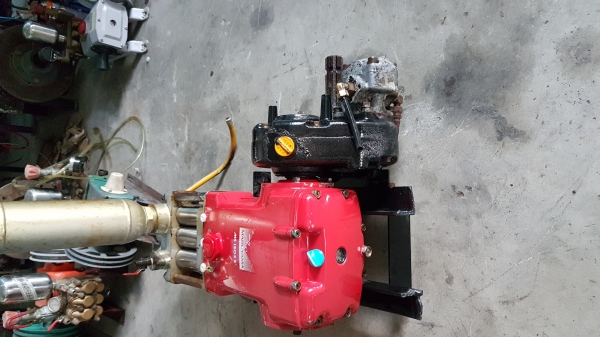 ปั้มฉีดยา maruyama ms1503s ไม่ต้องอัดจาระบี สภาพสวย นำเข้าจากญี่ปุ่น ตัดลงจากรถพ่นยา พร้อมใช้งาน