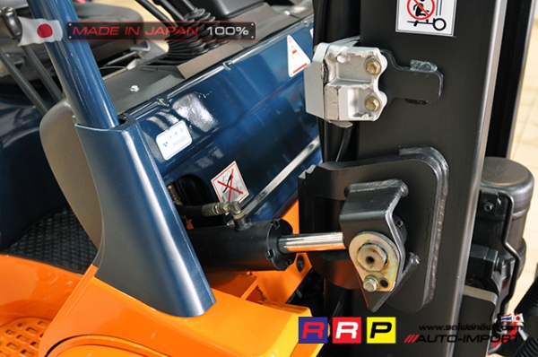 ขายรถโฟล์คลิฟท์มือสอง TOYOTA รุ่น 7FD25-15805 นำเข้าจากประเทศญี่ปุ่น 100\% ไม่เคยใช้งานในไทย