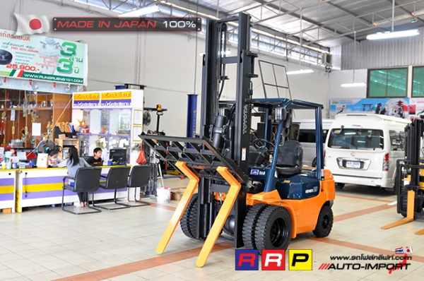 ขายรถโฟล์คลิฟท์มือสอง TOYOTA รุ่น 7FD25-15805 นำเข้าจากประเทศญี่ปุ่น 100\% ไม่เคยใช้งานในไทย