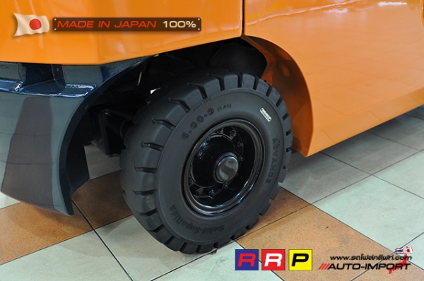 ขายรถโฟล์คลิฟท์มือสอง TOYOTA รุ่น 7FD25-15805 นำเข้าจากประเทศญี่ปุ่น 100\% ไม่เคยใช้งานในไทย