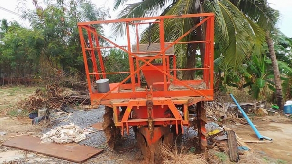 ขายเครื่องปลูกอ้อย