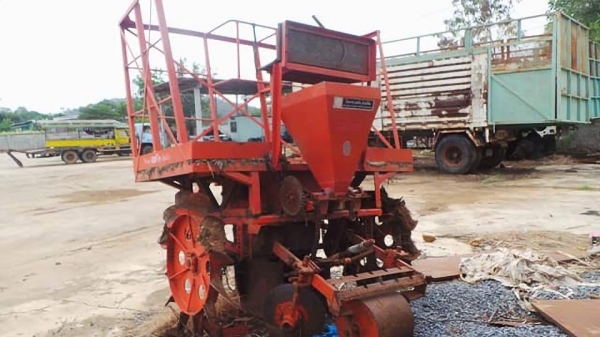 ขายเครื่องปลูกอ้อย