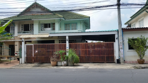 ขายบ้านแฝด2ชั้น ซ.วัดลาดปลาดุก ขายบ้านแฝด2ชั้น ซ.วัดลาดปลาดุก