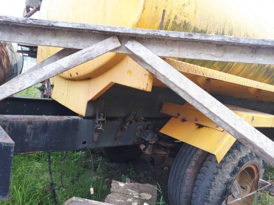 ขาย 6ล้อ รถน้ำ ขายเฉาะหัวคัซซี isuzu 195แรง ขาย 6ล้อ รถน้ำ ขายเฉาะหัวคัซซี isuzu 195แรง