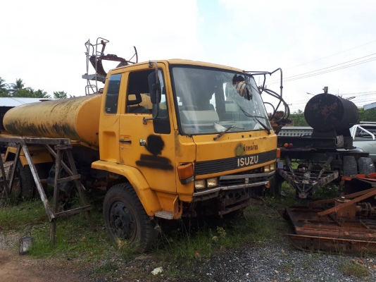 ขาย 6ล้อ รถน้ำ ขายเฉาะหัวคัซซี isuzu 195แรง