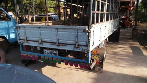 รถ isuzu nkr 110 ปี39 รถห้างแท้ รถ isuzu nkr 110 ปี39 รถห้างแท้