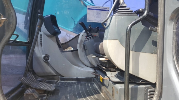 ขาย แบคโฮ KOBELCO SK200-8 Super YN12 จดทะเบียนปี 60 รถพร้อมใช้งาน ราคาคุยกันได้ครับ ขาย แบคโฮ KOBELCO SK200-8 Super YN12 จดทะเบียนปี 60 รถพร้อมใช้งาน ราคาคุยกันได้ครับ