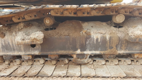 ขาย แบคโฮ KOMATSU PC200-8 จดทะเบียนปี 56 เครื่องดี ปั้มดี ช่วงล่างเต็ม เล่มทะเบียนครบ