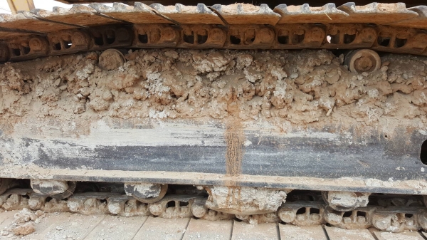 ขาย แบคโฮ KOMATSU PC200-8 จดทะเบียนปี 56 เครื่องดี ปั้มดี ช่วงล่างเต็ม เล่มทะเบียนครบ