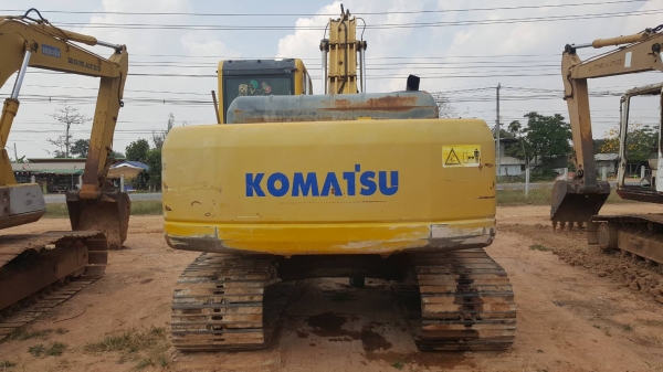 ขาย แบคโฮ KOMATSU PC200-8 จดทะเบียนปี 56 เครื่องดี ปั้มดี ช่วงล่างเต็ม เล่มทะเบียนครบ