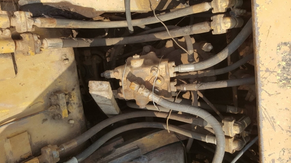 ขาย แบคโฮ KOMATSU PC200-5 คอนโทรลสั้น รถพร้อมใช้งาน เอกสารใบซื้อขาย