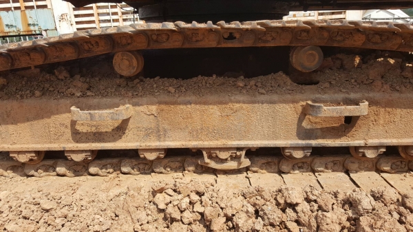 ขาย แบคโฮ KOMATSU PC200-5 คอนโทรลสั้น รถพร้อมใช้งาน เอกสารใบซื้อขาย