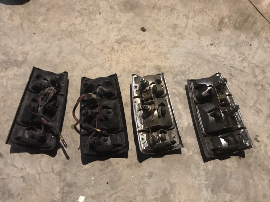 ไฟท้าย isuzu mu ใส่ tfr cameo vega ขอบโครเมี่ยม และขอบดำ คู่ละ1200บาท