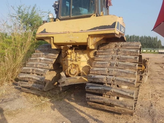 ขาย 1,250,000 บาท CATTERPILAR D6H  ทำงาน 5072 เกียร์ตัด เครื่องดี เกียร์แรง โช่หนา ใบสวย เอกสารเล่มทะเบียน  รถอยู่ อยุธยา โทร 0610710295