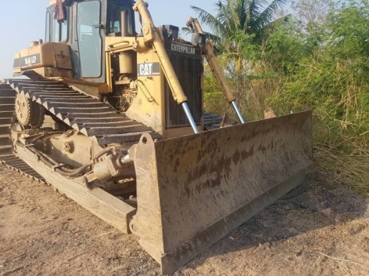 ขาย 1,250,000 บาท CATTERPILAR D6H  ทำงาน 5072 เกียร์ตัด เครื่องดี เกียร์แรง โช่หนา ใบสวย เอกสารเล่มทะเบียน  รถอยู่ อยุธยา โทร 0610710295