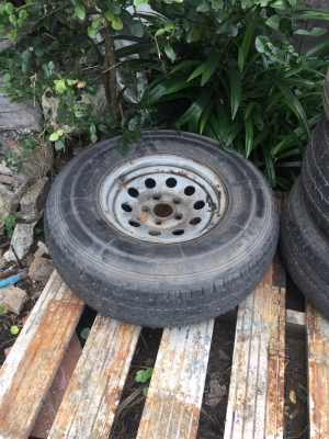 ยางMICHILIN 215 XCDขอบ14"