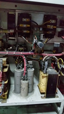 เครื่องสำรองไฟตัวใหญ๋ 3kva ไม่มีแบ็ตฯครับ ได้มาแบบนี้