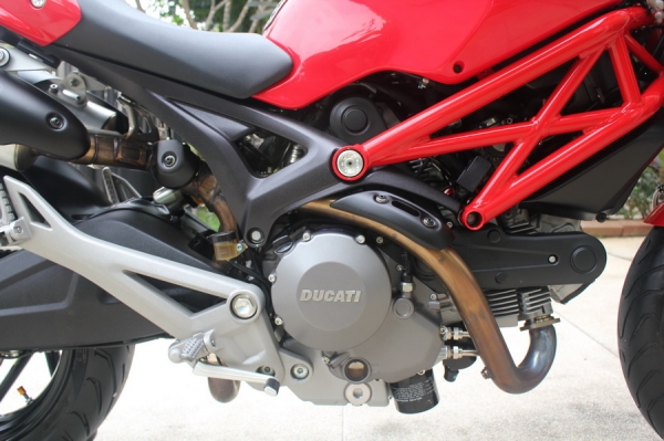 DUCATI M795 (abs) ใหม่เหมือนป้ายแดง วิ่งน้อย 3,000KM.