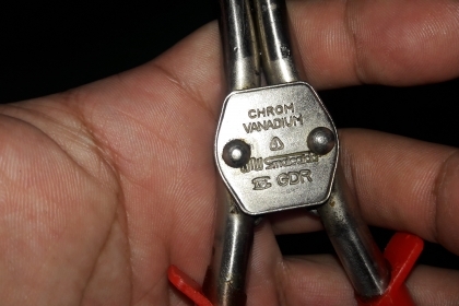 ขายคีมถ่างเยอรมัน GDR MADE IN GERMANY.ใหม่เก่าเก็บ ขายคีมถ่างเยอรมัน GDR MADE IN GERMANY.ใหม่เก่าเก็บ